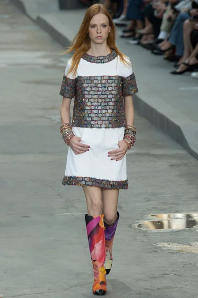 Look 35